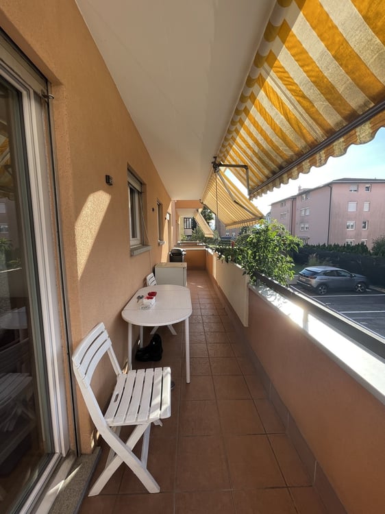 COMODO APPARTAMENTO 1.5 IN ZONA CENTRALE 11