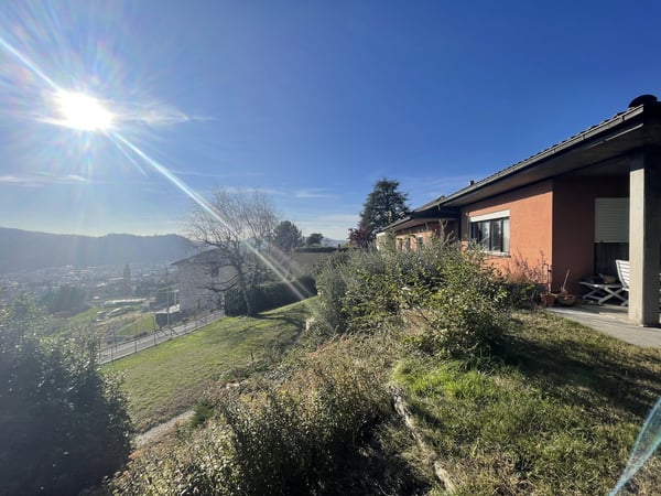 INTERESSANTE ED AMPIA CASA UNIFAMILIARE CON GRANDE TERRENO 3