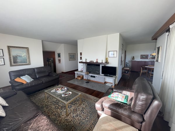 INTERESSANTE ED AMPIA CASA UNIFAMILIARE CON GRANDE TERRENO 8