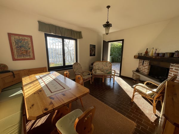 INTERESSANTE ED AMPIA CASA UNIFAMILIARE CON GRANDE TERRENO 13