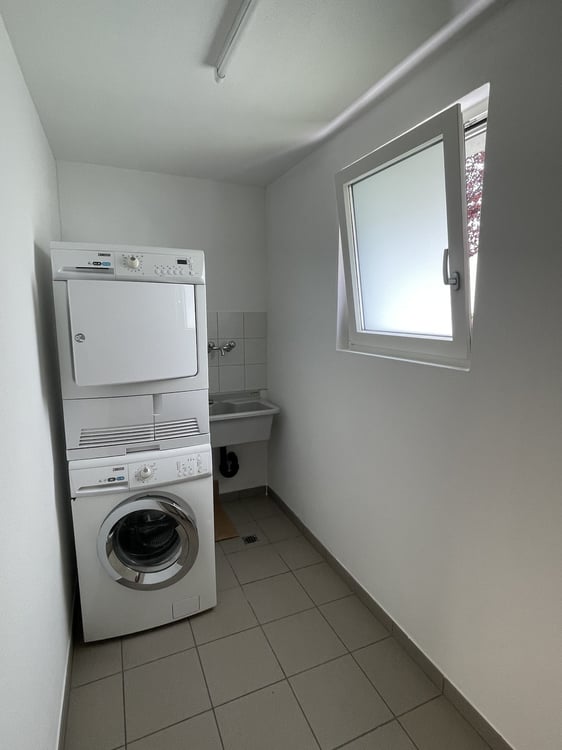 IMPERDIBILE APPARTAMENTO 1.5 IN ZONA CENTRALE 12