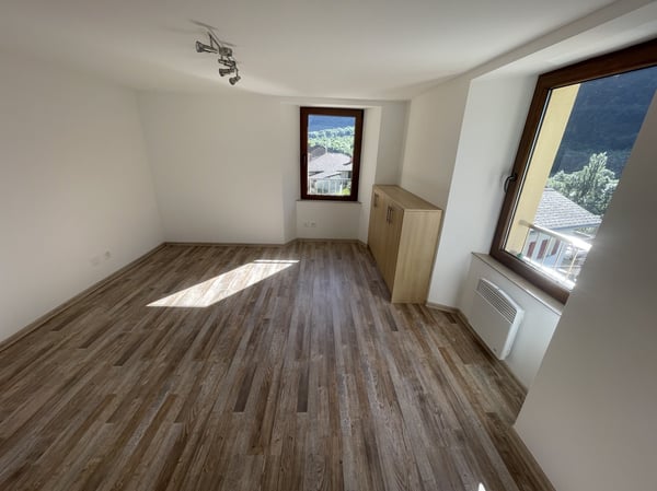 STABILE COMPLETAMENTE RIATTATO AD UN PREZZO MAI VISTO 11