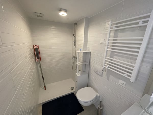 STABILE COMPLETAMENTE RIATTATO AD UN PREZZO MAI VISTO 12