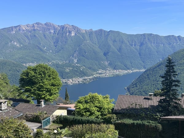 SPETTACOLARE CASA 5.5 CON MERAVIGLIOSA VISTA LAGO 6