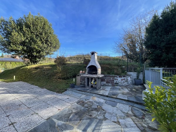 BELLA CASA UNIFAMILIARE 4.5 CON AMPIO GIARDINO 3