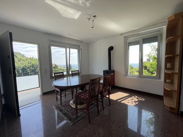 BELLA CASA UNIFAMILIARE IN POSIZIONE PANORAMICA 9