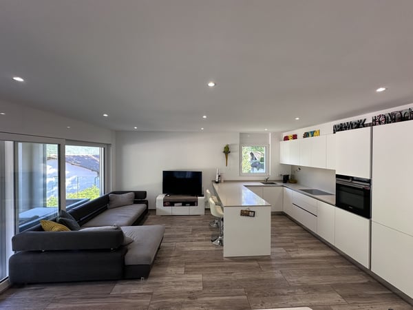 MODERNO E RECENTE APPARTAMENTO 3.5 CON 2 POSTEGGI 2