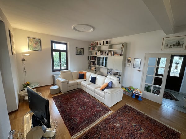 BELLA ED AMPIA CASA 5.5 CON GIARDINO E BOX DOPPIO 3