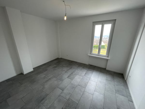 APPARTAMENTI 2.5 E 3.5 COMPLETAMENTE RIATTATI A MORBIO INFER 5