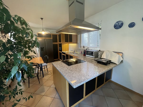 BELLA CASA PANORAMICA 5.5 CON DOPPIO POSTEGGIO 8