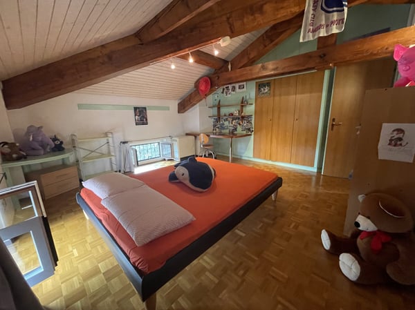 BELLA ED AMPIA CASA 5.5 CON GIARDINO E BOX DOPPIO 12