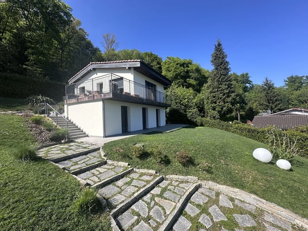 SPETTACOLARE CASA 5.5 CON MERAVIGLIOSA VISTA LAGO 1