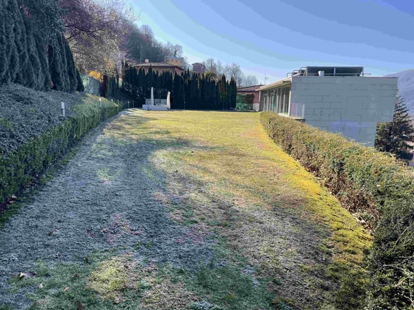 INTERESSANTE TERRENO CON SPLENDIDA VISTA LAGO 4