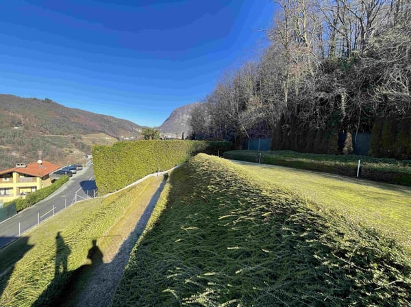 INTERESSANTE TERRENO CON SPLENDIDA VISTA LAGO 3