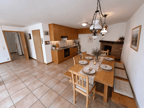 SPETTACOLARE ED AMPIA CASA GEMELLA A CADRO 8