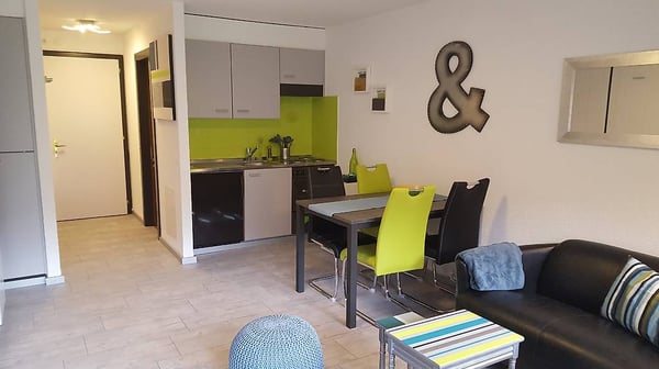 A LOUER AU COEUR DES BAINS DE SAILLON 2