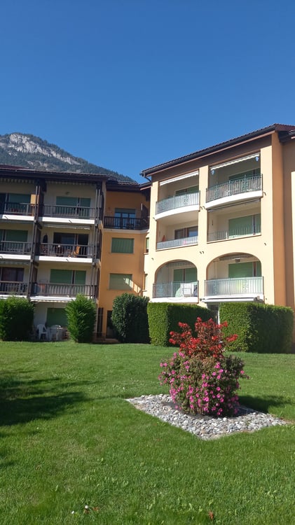 Charmant duplex de 2 pièces avec balcon à Saillon 1