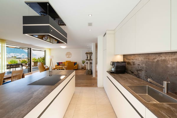 1.5-Zimmer-Terrassenwohnung mit Sicht auf den Vierwaldstättersee und die Berge 7