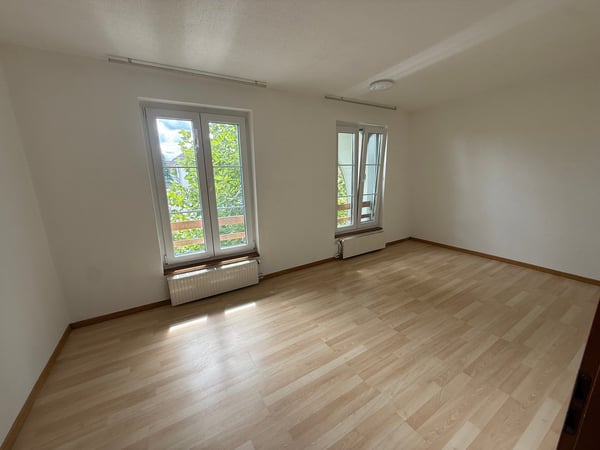 Charmante 2.5-Zimmer-Wohnung im 2. OG in Walperswil – sofort verfügbar! 2