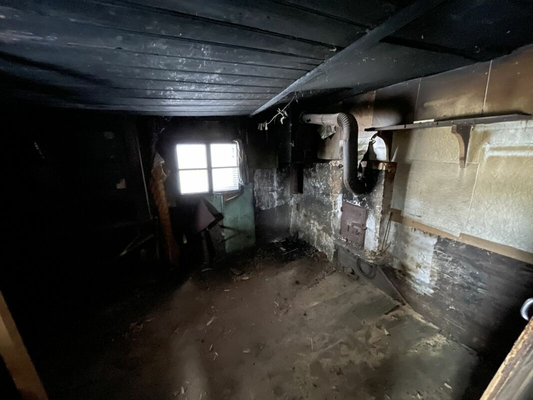 Historic and Rustic Semi-Detached House - Connoisseur's Object