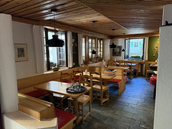 Einmalige Gelegenheit - Traditionelles Restaurant im malerischen Herzen von Brig im Wallis zum Verkauf - ein Ort voller Charme, exquisiter Küche und herzlicher Gastfreundschaft wartet auf neue Besitz … 9