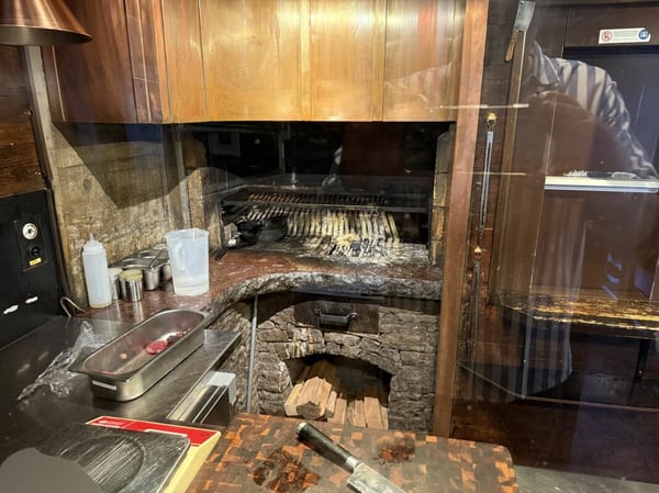 Einmalige Gelegenheit - Traditionelles Restaurant im malerischen Herzen von Brig im Wallis zum Verkauf - ein Ort voller Charme, exquisiter Küche und herzlicher Gastfreundschaft wartet auf neue Besitz … 5