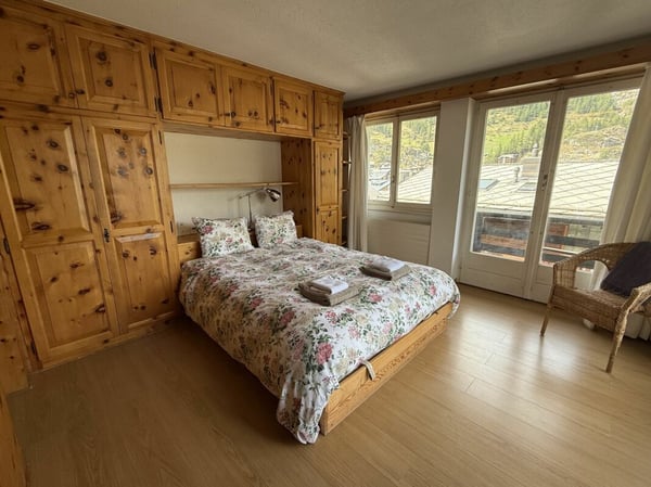 Traumhafte Gelegenheit 6.5 Zimmer Duplex auf 200 m² mit Matterhornblick! -PREISREDUZIERUNG- 11