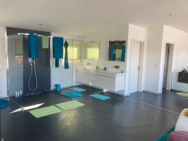 Traumhafte moderne Villa mit atemberaubendem Weitblick 12