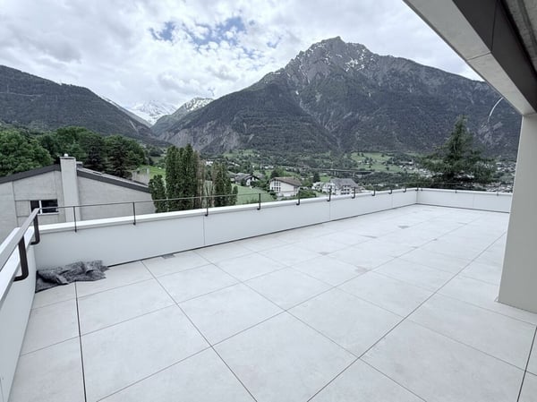Einzigartige Dach Wohnung mit alpinen Weitblick in Brig und grosser Sonnenterasse 5