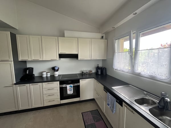 MAGNIFIQUE ATTIQUE, TRES SPACIEUX ET MODERNE 10
