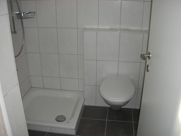 2 möbliertes Einzel-Zimmer 3