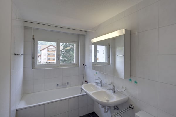 gut geschnittene Wohnung mit Chemineé 3