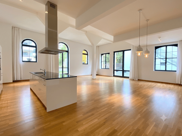 Einzigartige Loft in umgebauter Fabrik - urban und modern 2