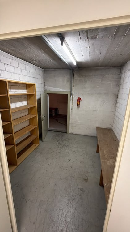 Lagerraum im 1. Untergeschoss zu vermieten 1