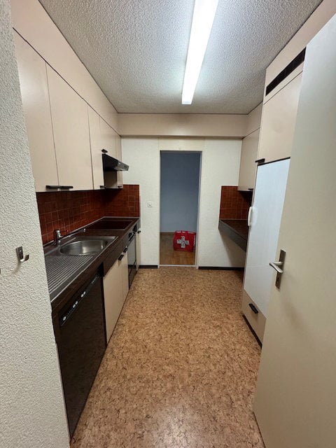 Grosszügige 2.5 Zimmer Wohnung mit Gartensitzplatz 5