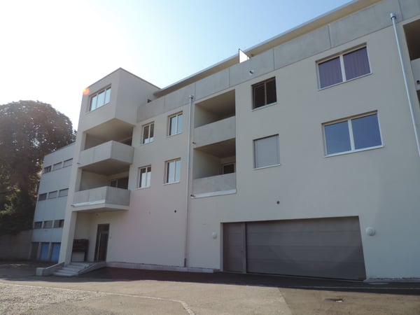Schöne 2.5 Zimmerwohnung im 1. OG 1