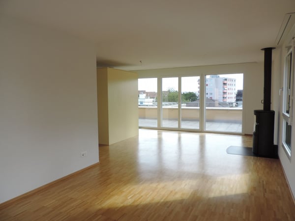 Top gelegene 3.5 Zimmer-Attikawohnung 3