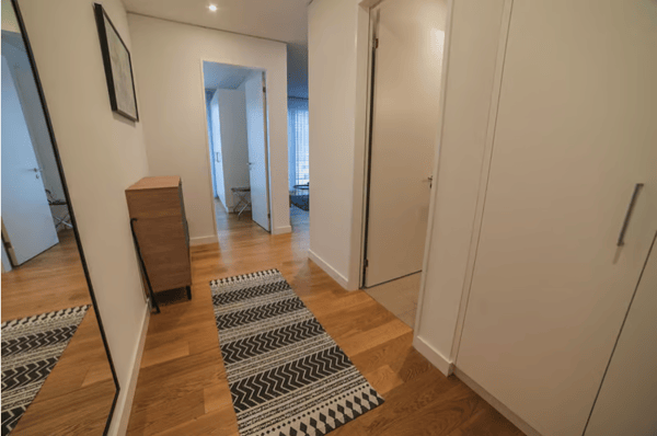 Exklusive möblierte 1.5 Zimmer Stadtwohnung nahe Bahnhof Zug 6