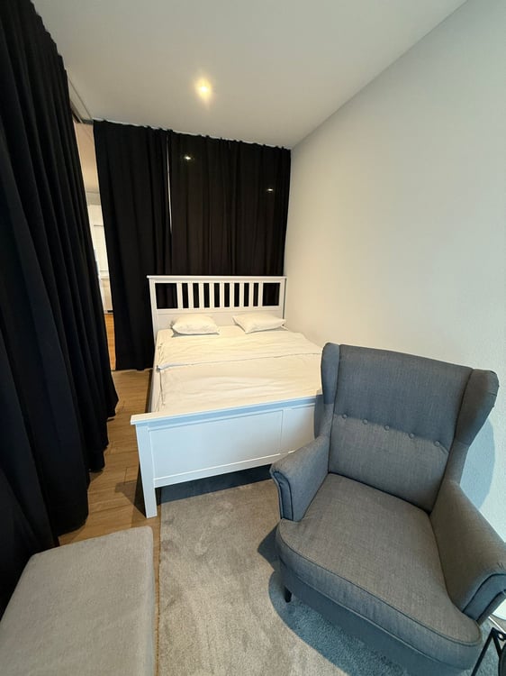 Exklusive möblierte 1 Schlafzimmer Stadtwohnung nahe Bahnhof Zug 6