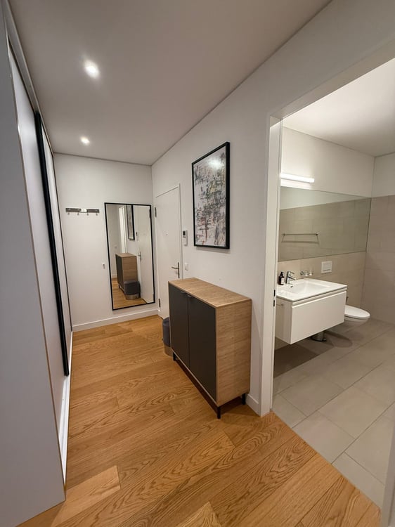 Exklusive möblierte 1 Schlafzimmer Stadtwohnung nahe Bahnhof Zug 10