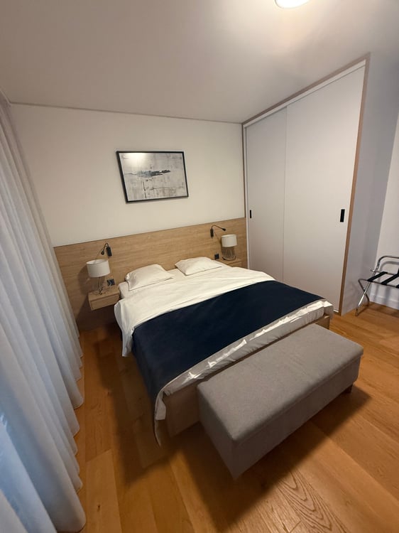 Exklusive möblierte 3.5 Zimmer Stadtwohnung nahe Bahnhof Zug 8
