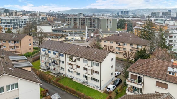 Renovierte 1.5-Zi-Gartenwohnung 15