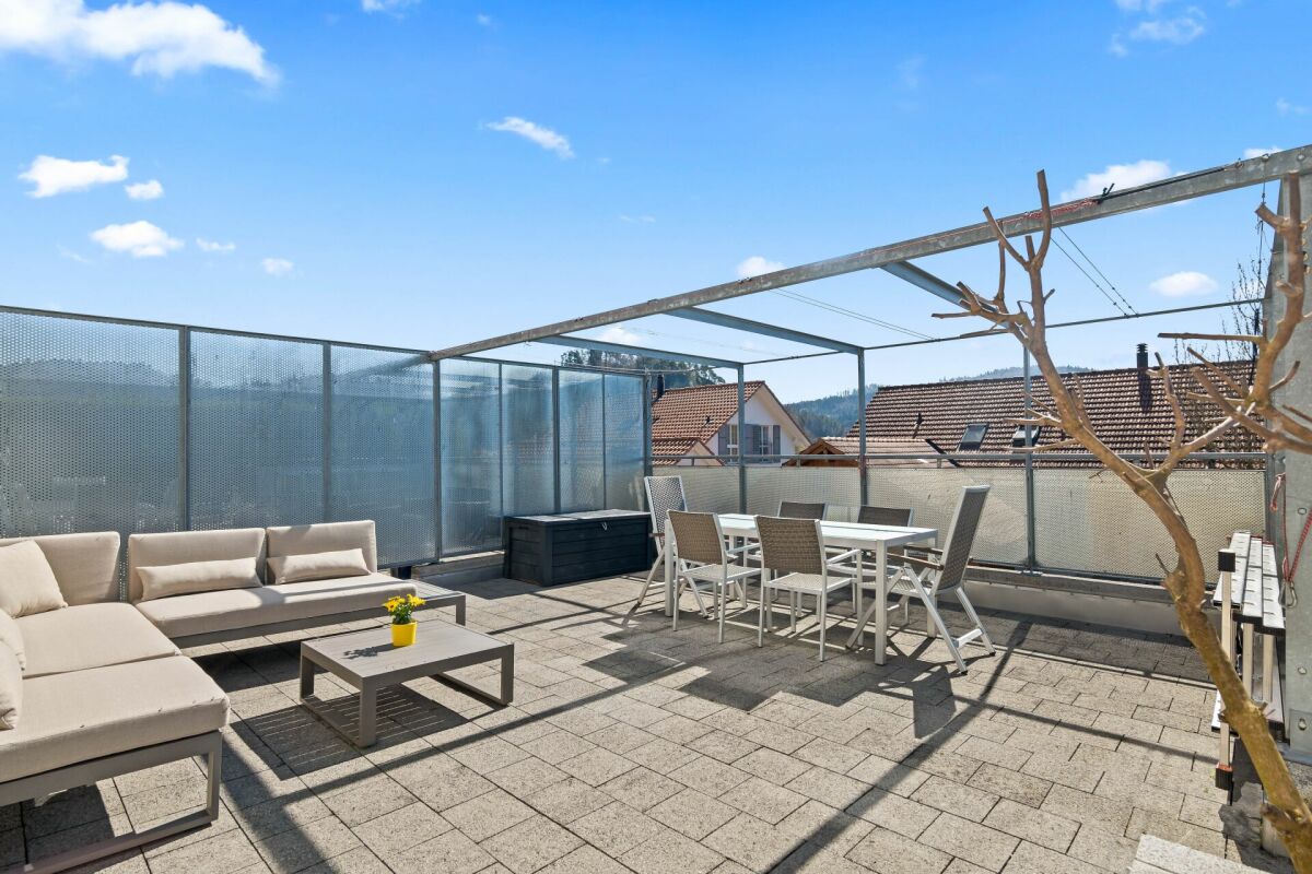 7.5-room semi-detached house in a sunny location