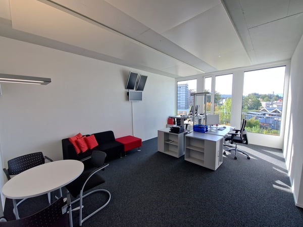 Letzte freie Büro-/Gewerbefläche - 466 m² ausgebaute Räumlichkeiten an Top-Lage 10