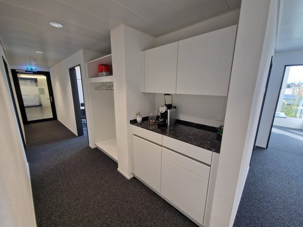 Letzte freie Büro-/Gewerbefläche - 466 m² ausgebaute Räumlichkeiten an Top-Lage 18