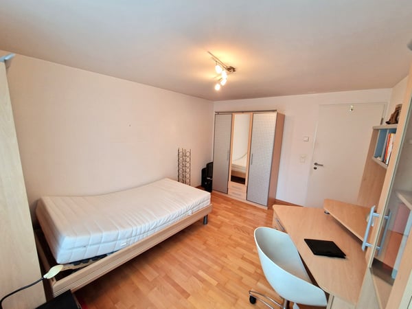 Attraktive 4.5-Zimmer-Wohnung mit Balkon und privatem Hobby-/Waschraum 19