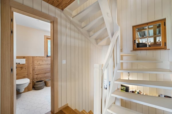 Charming 4-Room Chalet in the Heart of Verbier – Fully Renovated Alpine Retreat 24