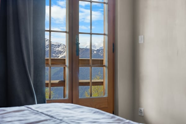 Charming 4-Room Chalet in the Heart of Verbier – Fully Renovated Alpine Retreat 36