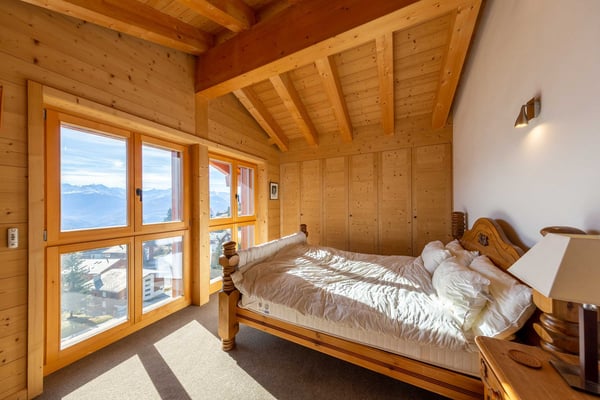 Stunning 6.5-Room Penthouse Apartment in the Heart of Anzère 11