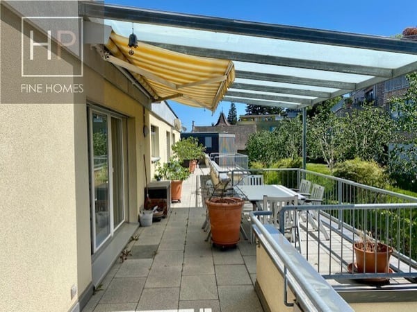 4.5 Zimmer Attika-Eigentumswohnung mit Hobbyraum und 2 Autoeinstellhallenplätze 1